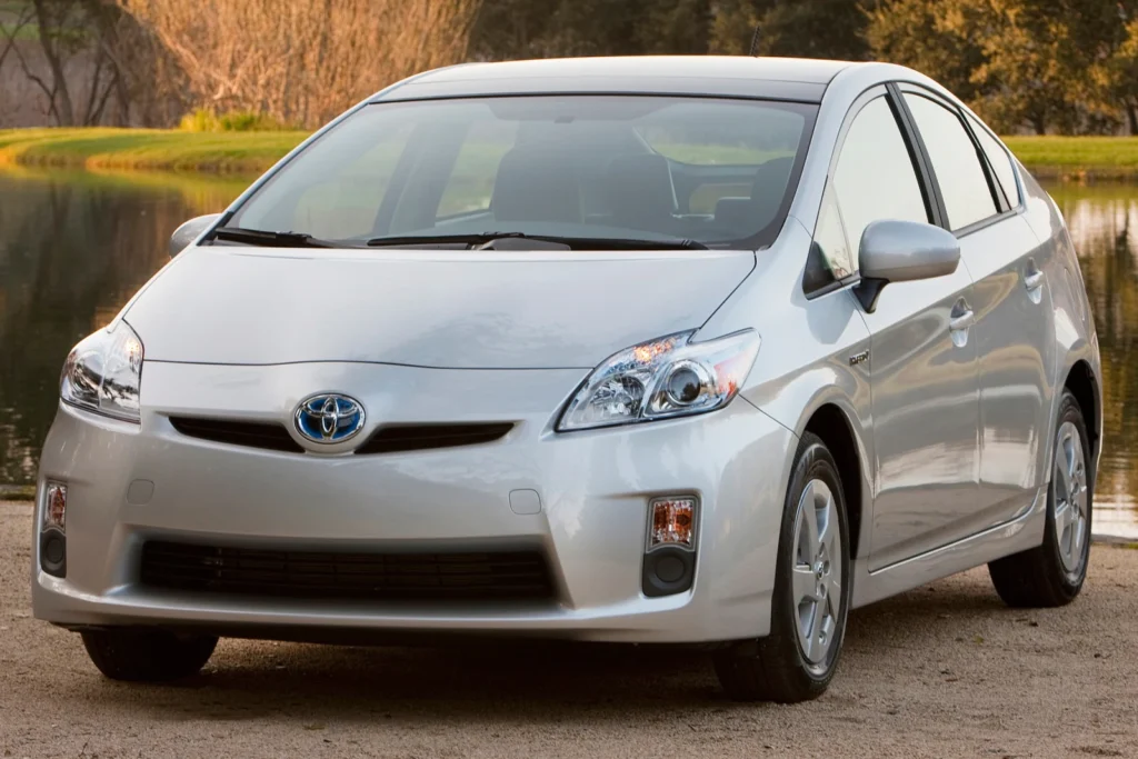 2010_toyota_prius_4dr-hatchback_iv_fq_oem_3_1600